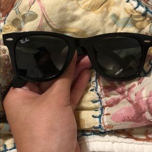 Authentic Wayfarer Raybans